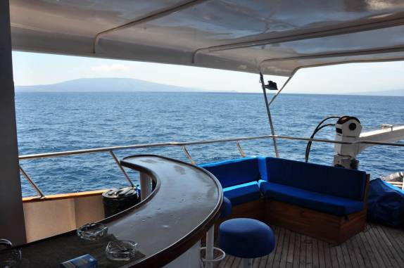 O deck do bar do nosso barco (Isla Isabel, em Galápagos)